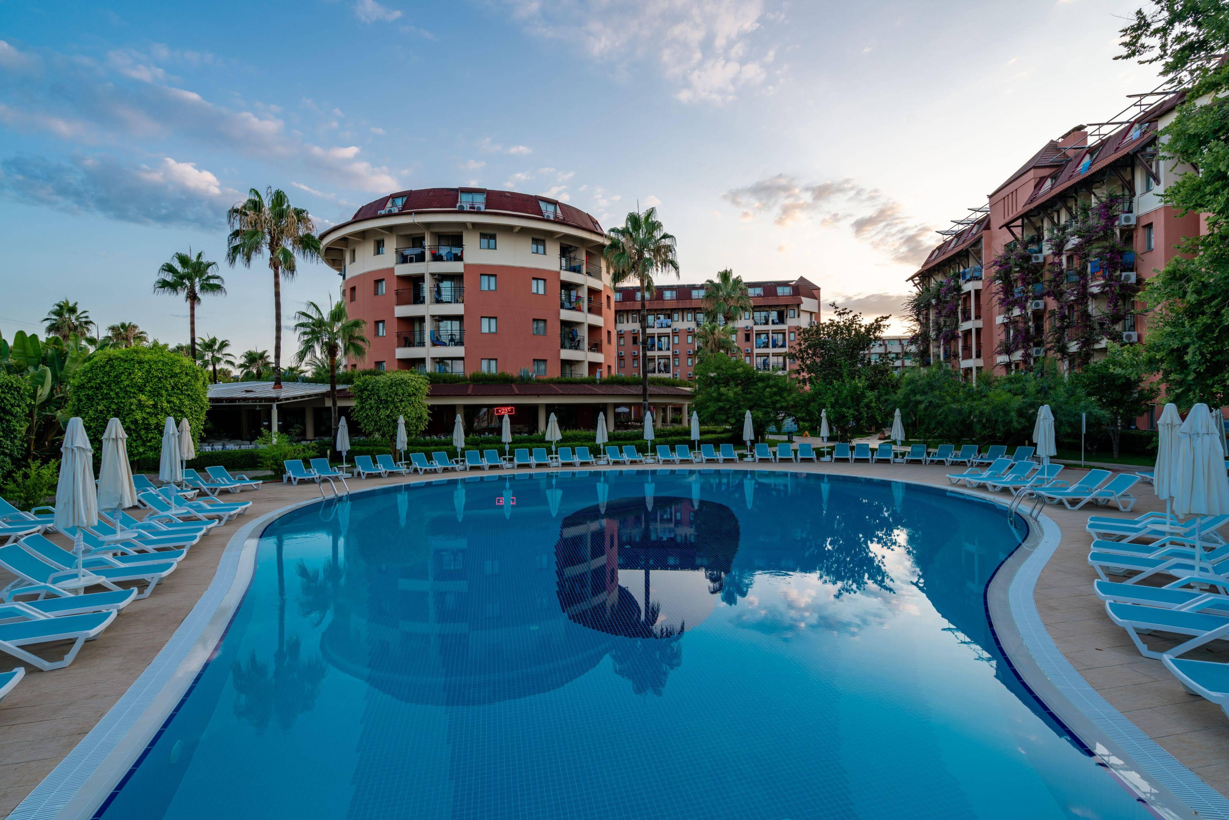 Palmeras Beach Hotel Payallar Exterior photo
